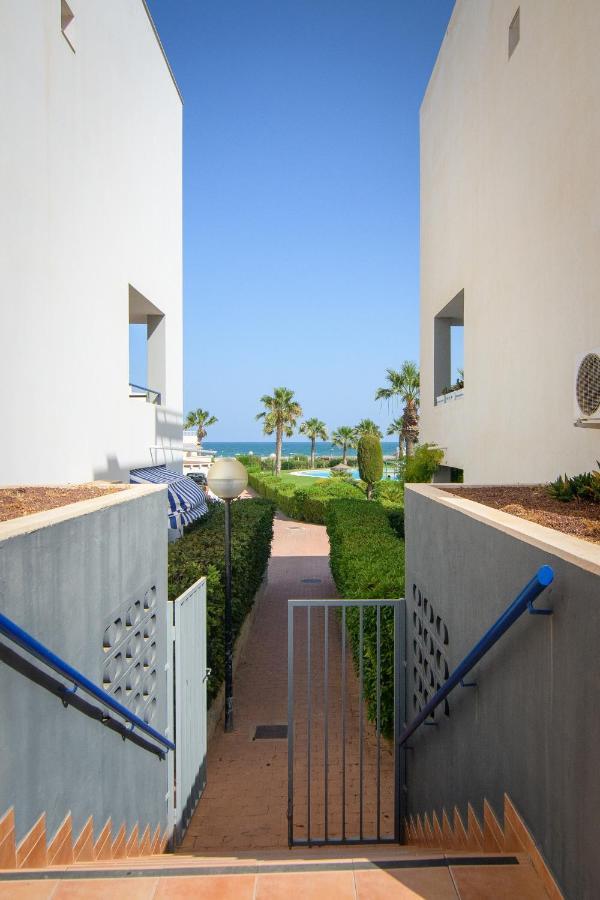 Mediterranea 4 Vera Playa Baria Tus Momentos Frente Al Mar Exterior foto